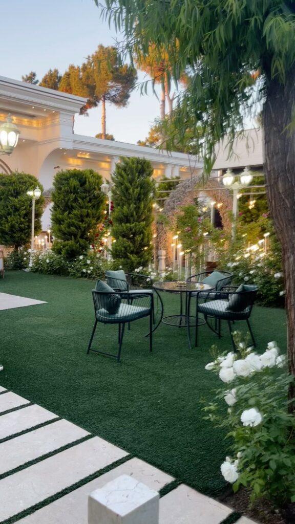 باغ تالار کاج کرج